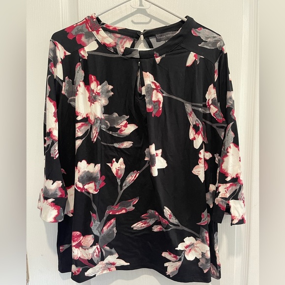 Floral shirt with 3/4 length sleeve - Picture 1 of 3